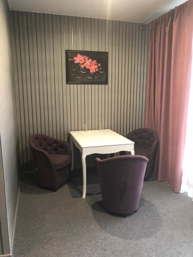 Motel-yasniy *